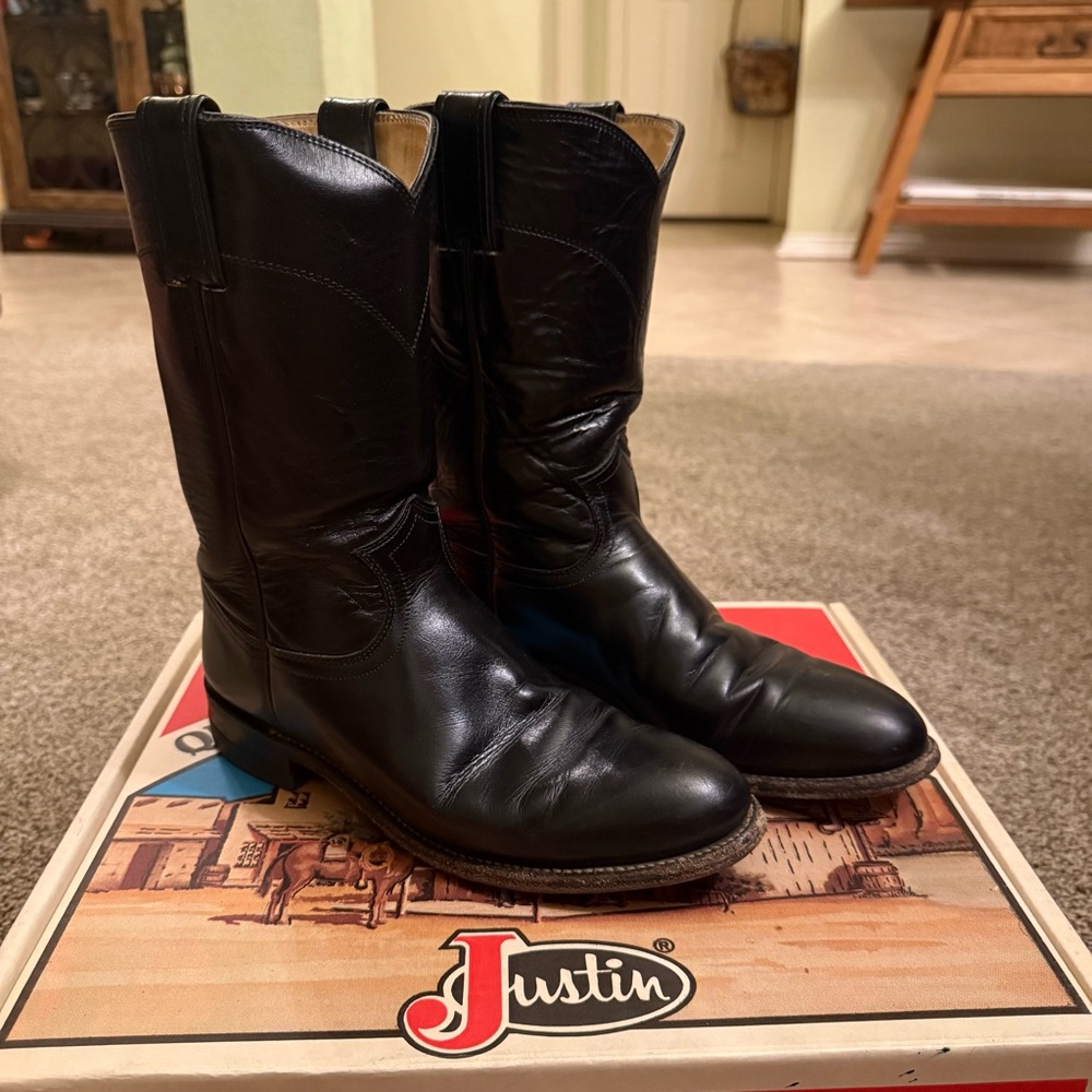 Women’s Black Justin Boots